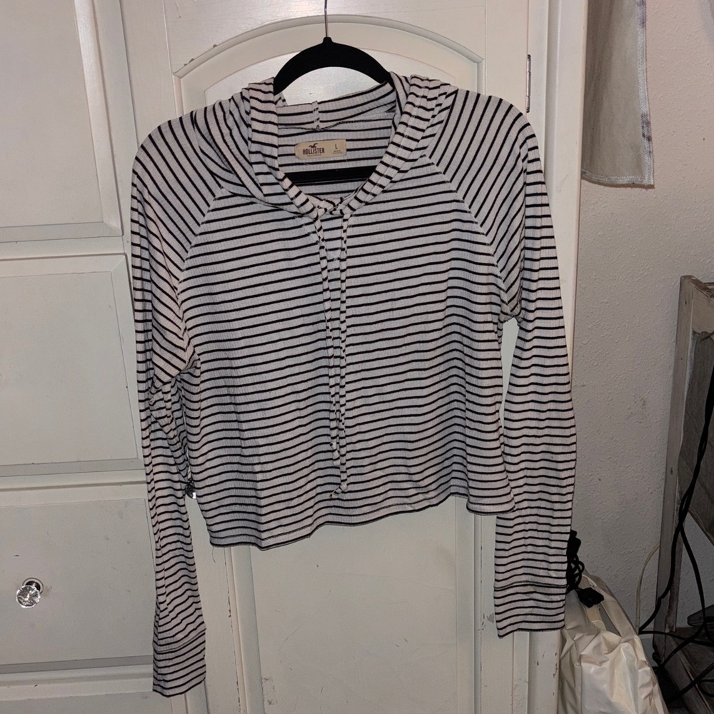 Hollister Striped Cropped Hoodie size Large